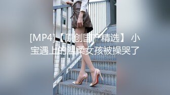 【长期订阅更新】高品质肥臀丝袜美腿亚裔「papaxmama」OF大尺度无套纯爱私拍 绝顶骑乘水娃潮喷地狱【第一弹】 (2)