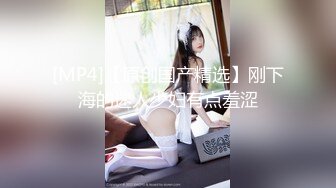 黑丝轻熟女，露脸深喉口交技术精湛，无套后入大屁股换姿势女上位啪啪做爱传教士内射