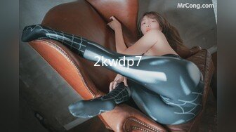 [MP4]推特网红美女【LITPUSSY猫】多制服诱惑激情啪啪私拍 振动棒 跳蛋 机炮=终极高潮