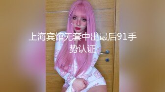 【稀有資源】最新湯不熱超騷女生玩3P還有超色紋身全程高能