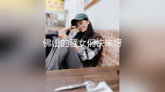 甜美少女露脸！和炮友居家操逼！红唇小舌头吃屌，猛怼骚穴白浆四溅，操完不够爽跳蛋自慰